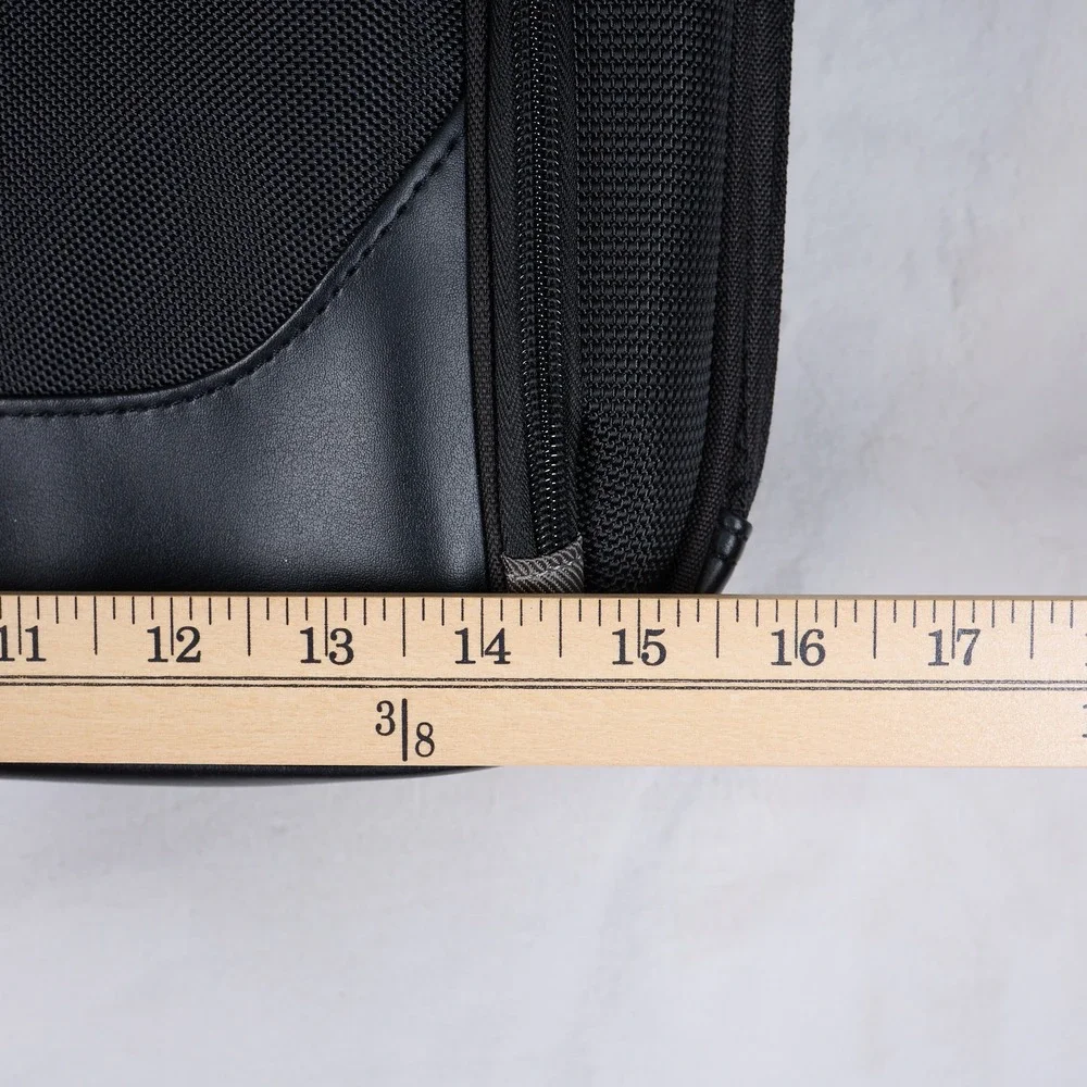 Targus Black 15.6 Laptop Briefcase Messenger Bag Professional Commuter NEW